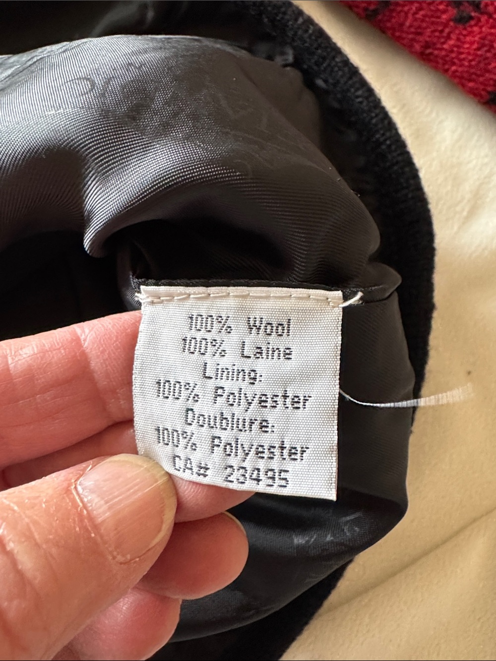 Icelandic Design wool cardigan - Picture 10 of 15